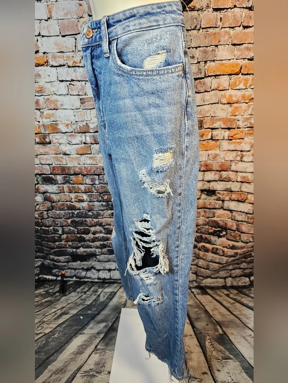 Flying Monkey Size 28 Distressed High Rise Crop Straight Leg Jeans Raw Hem Denim